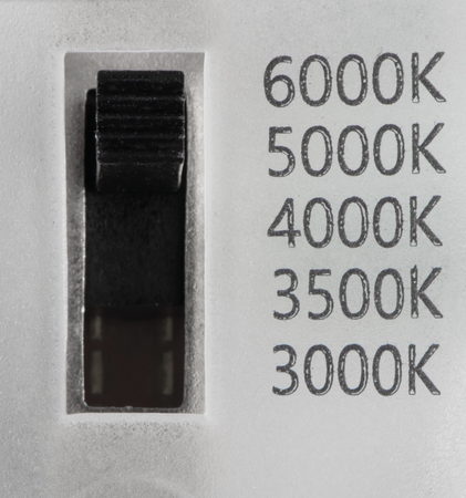 Wkład do plafonu LED 18W-24W ze zmianą barwy światła CCT na magnesy 4000K