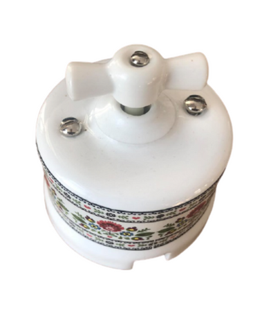 Włącznik ceramiczny obrotowy natynkowy krzyżowy biały ze zdobieniem FOLK