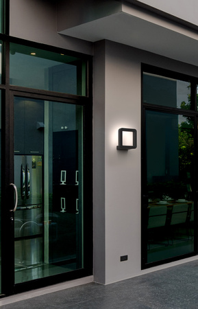 Nowodvorski Lampa ścienna zewnętrzna natynkowa czarna THIKA LED A