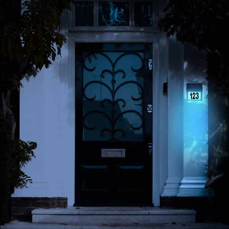 Lampa solarna z numerem budynku IP44 czarna