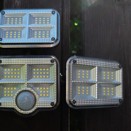 Naświetlacz Solarny LED Flexi Poczwórny z czujnikiem ruchu
