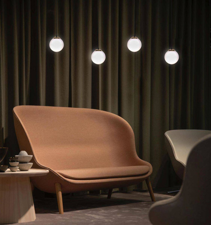 Lampa wisząca z białym matowym kloszem 14 cm K-4910 z serii ISLA