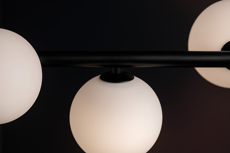 Lampa wisząca szklane mleczne kule K-5851 z serii FILO