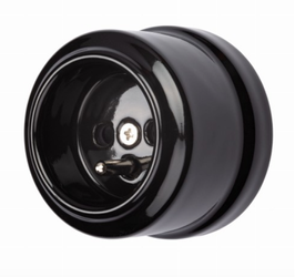 Gniazdo ceramiczne natynkowe z uziemieniem czarne