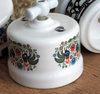 Włącznik ceramiczny obrotowy natynkowy pojedynczy biały ze zdobieniem FOLK