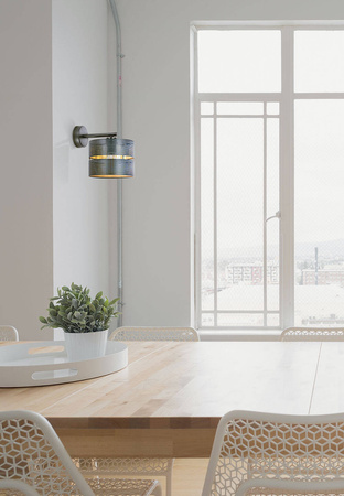 Kinkiet ze stylowym abażurem, ze złotym wnętrzem K-5224 z serii ZIMBO