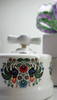 Włącznik ceramiczny obrotowy natynkowy pojedynczy biały ze zdobieniem FOLK