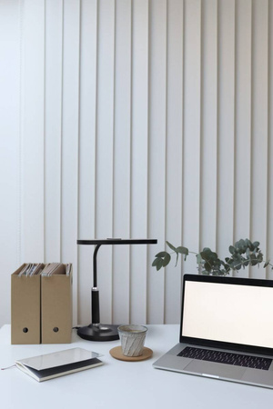 Lampka biurkowa z regulowaną barwą światła K-BL1185 CZARNY seria DAFI