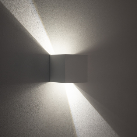 Nowodvorski Lampa ścienna natynkowa biała LIMA LED 