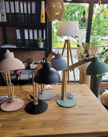 Lampka biurkowa E27 drewniana czarna LOFT