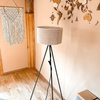Lampa podłogowa NEPTUN trójnóg z abażurem walec len