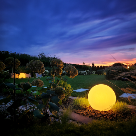 Kula Ogrodowa lampa Globo biała 1xE27 30cm