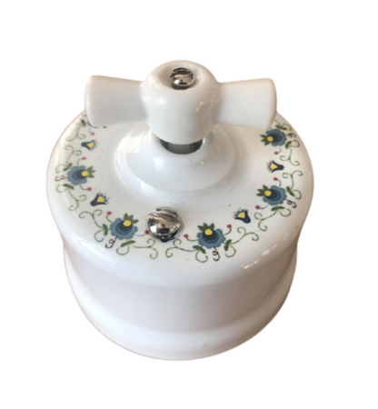Włącznik ceramiczny obrotowy natynkowy pojedynczy biały ze zdobieniem niebieskim kwiatowym FOLK
