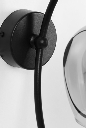 Grafitowa lampa ścienna do doświetlenia salonu K-5197 z serii SARA