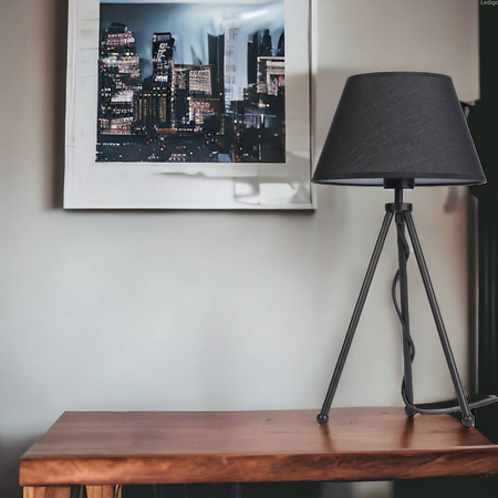 Lampa stołowa czarna NEPTUN Mini z czarnym abażurem Karo i włącznikiem