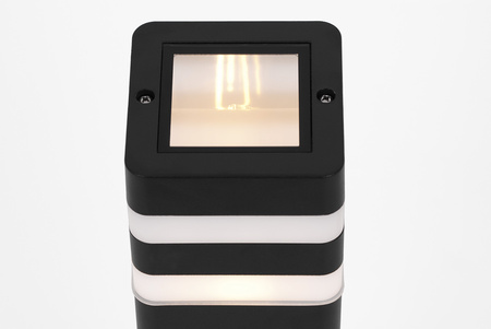 Czarna lampa ogrodowa, styl klasyczny, IP44 K-8208 z serii TAMIZA