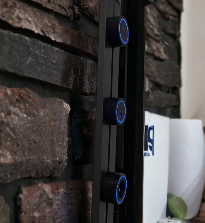 Gniazdo torowe szynowe 2xUSB do track systemu TINSLEY podświetlane blue