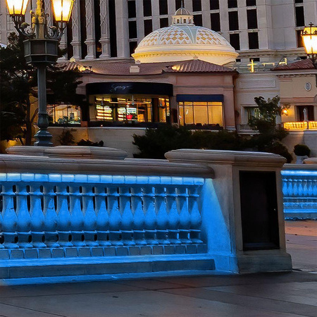 Taśma LED 230V V-TAC RĘKAW IP65 120LED/m 10,5W/m Rolka 50mb VT-2835 121-50M Kolor Niebieski